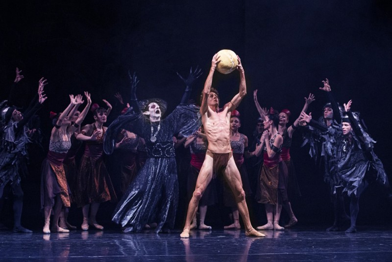 &quot;L&#039;uccello di fuoco&quot; Balletto del Sud. Foto Josep Guindo