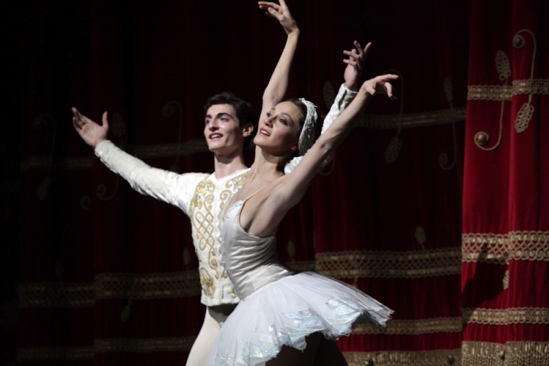 Nicoletta Manni e Carlo Di Lanno in &quot;Lago&quot;. Foto Brescia e Amisano, Teatro alla Scala