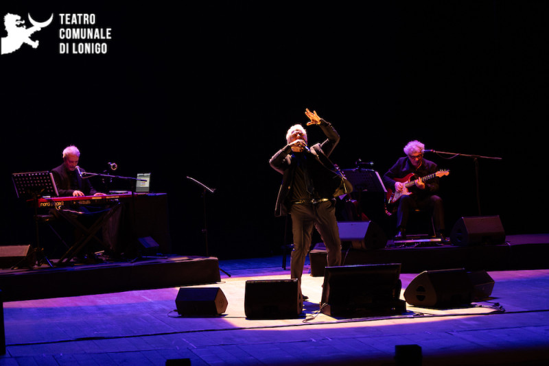 &quot;Ma per fortuna che c’era il Gaber&quot;, regia  Gioele Dix. Foto Luca Armellini