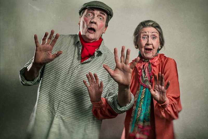 Marino Campanaro e Claudia Lawrence in &quot;L&#039;ora sospesa&quot;, regia Riccardo Mallus. Foto Sergio Bertani