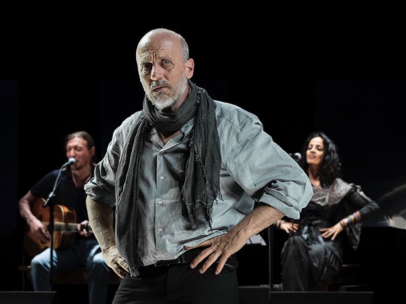 “Teatro fra parentesi”, di Marco Paolini. Foto Gianluca Moretto