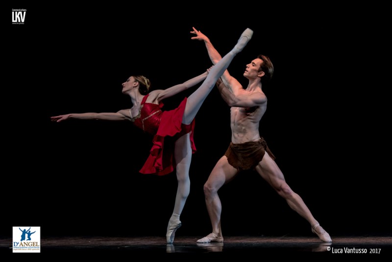 Anna Chiara Ammirante e Alessandro Staiano - &quot;Per sempre stelle&quot;. Foto Luca Vantusso