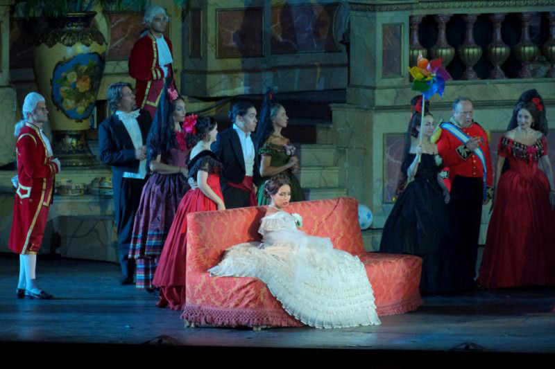 &quot;La Traviata&quot;, regia Franco Zeffirelli. Foto ENNEVI