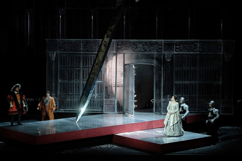 &quot;Anna Bolena&quot;, regia Graham Vick. Foto Ennevi/Fondazione Arena di Verona