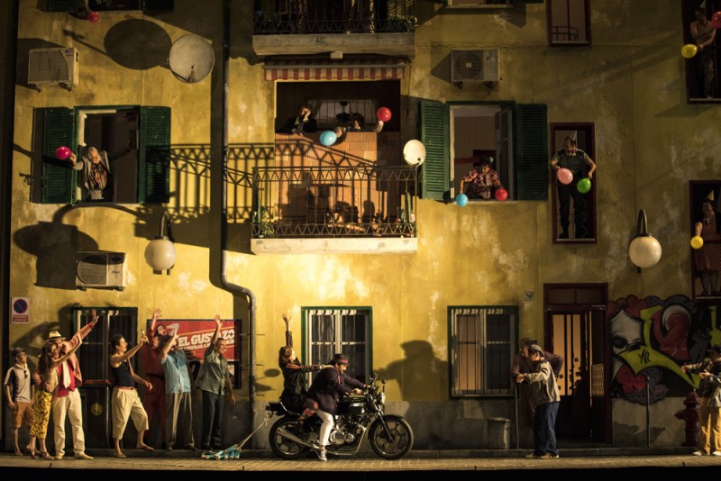 &quot;Il barbiere di Siviglia&quot;, regia Damiano Michieletto. Foto Guergana Damianova